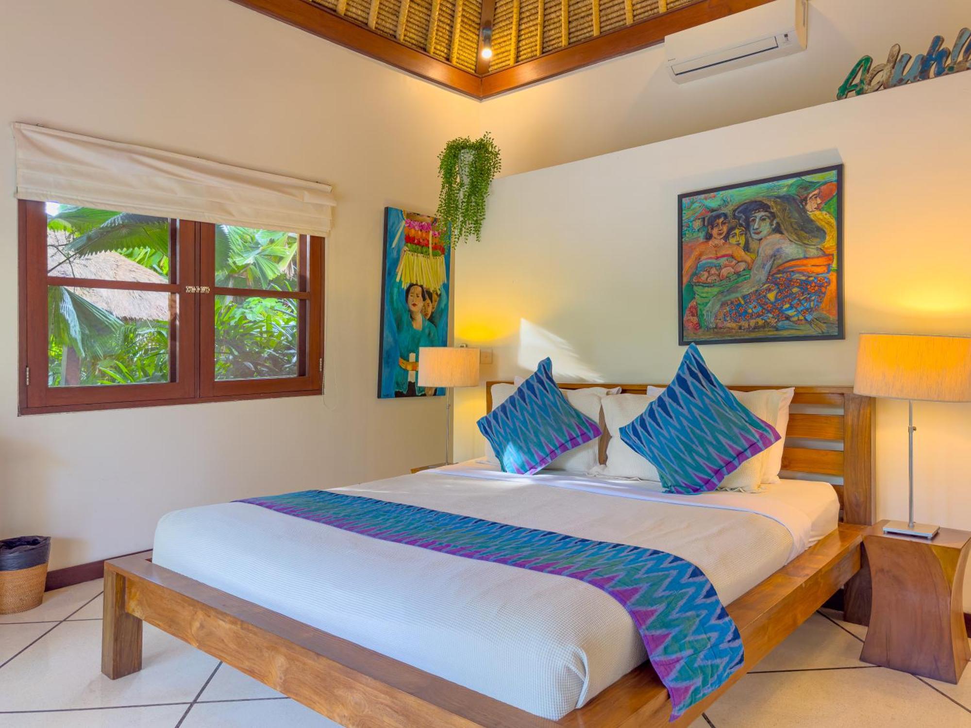 Villa Bugis Drupadi Seminyak Room photo