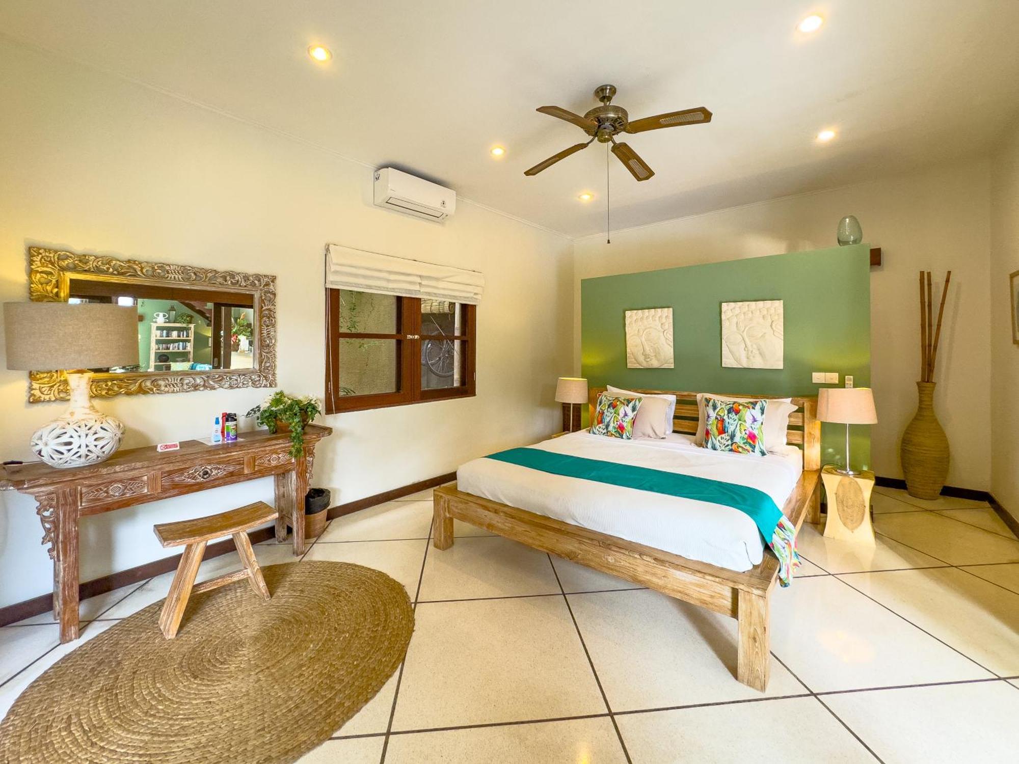 Villa Bugis Drupadi Seminyak Room photo