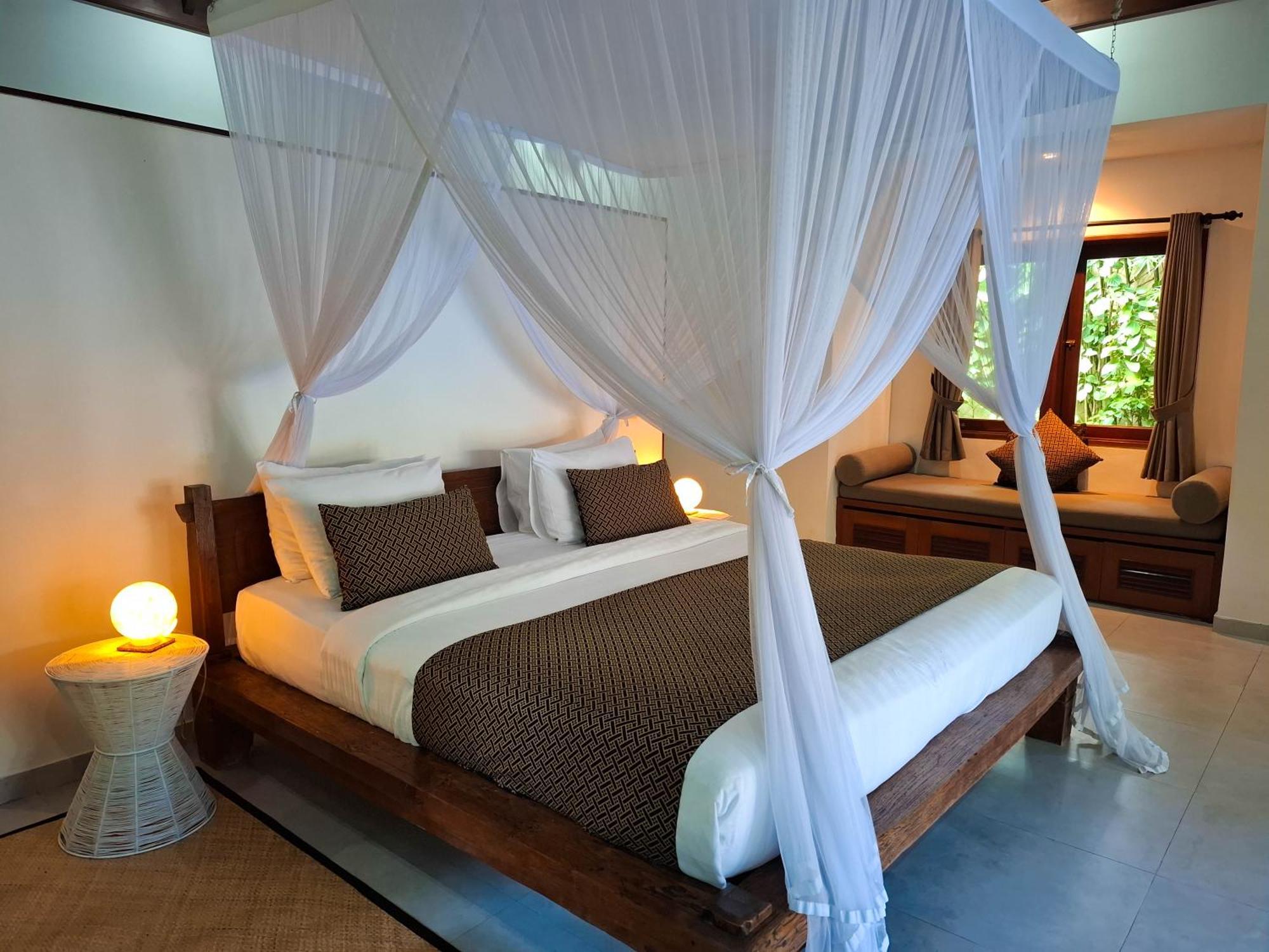 Villa Bugis Drupadi Seminyak Room photo