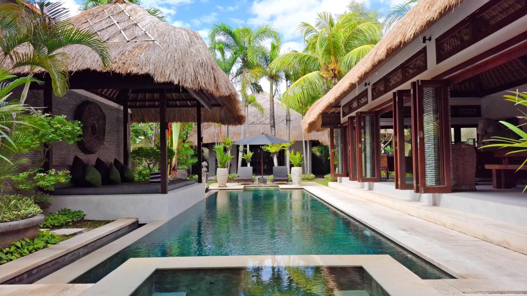 Villa Bugis Drupadi Seminyak Exterior photo